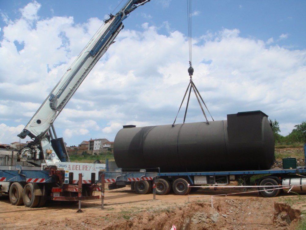 Depuradora para aguas residuales para 150  habitantes e instalación en  superficie