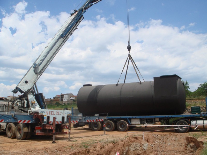Depuradora para aguas residuales para 150  habitantes e instalación en  superficie